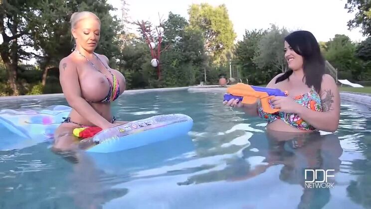 Leanne Crow and Delz Angel's Outdoor Big Boobs and Big Ass Fun