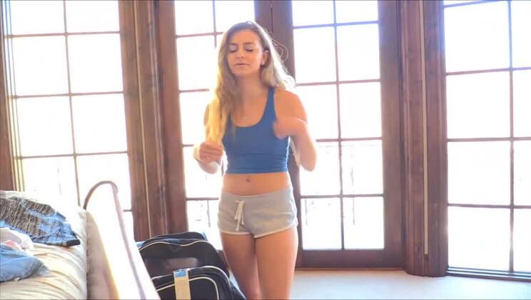 Young Cara's Solo Pleasure