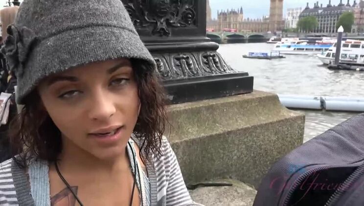 Holly Hendrix sucks dick fast before tourist trip