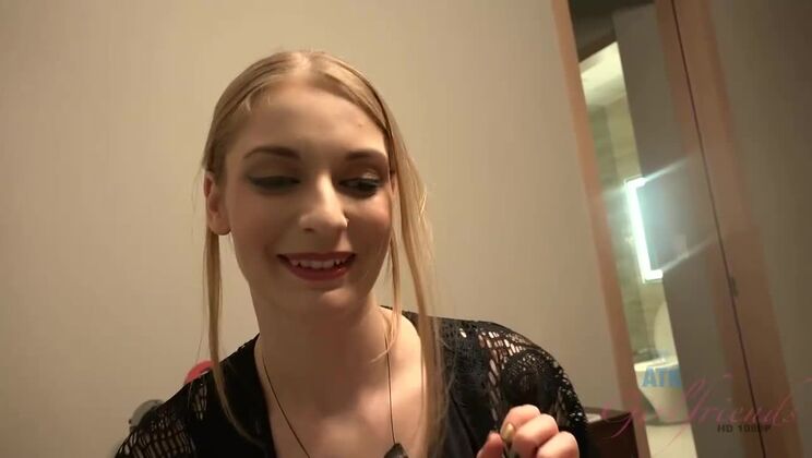 Ela Darling's Handjob and Creampie - Small Tits