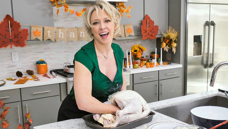Stuffing Dee Williams' Pussy on Thanksgiving