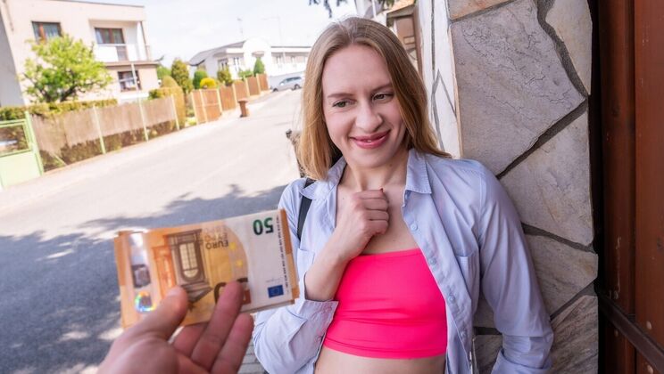 Blonde Nikki Riddle Garden Shed Blowjob