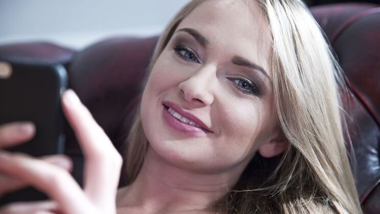 Blowjob and Missionary with Ivana Sugar