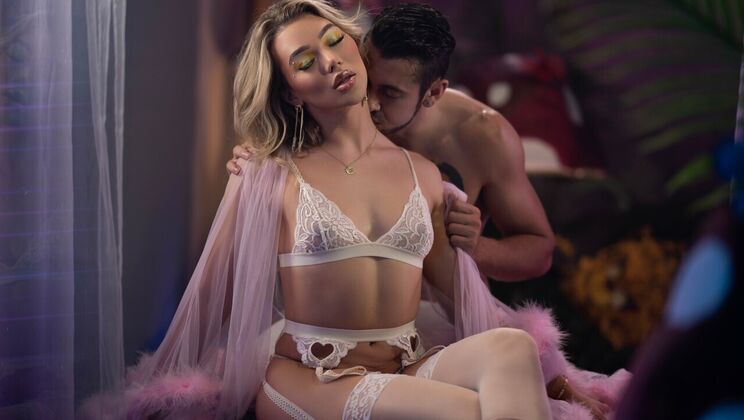 High Heels and Stockings Outdoor Fuck