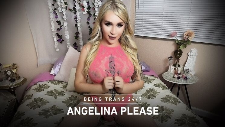 Tattooed Shemale Angelina's Pussy Licking