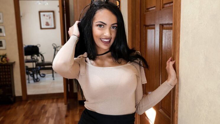 Mr. Davis and Sofi Ryan's Hot Sex