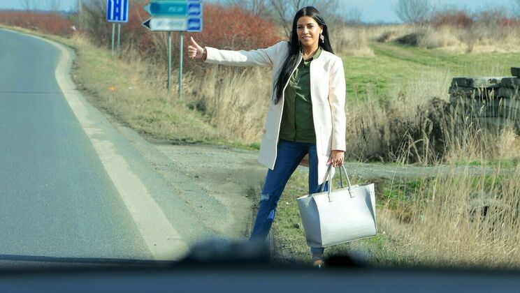 Stranded and Seductive Ride with Eveline Dellai