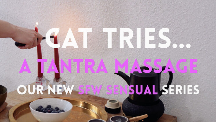 Brunette Cat's Massage for Zora - Feet and Blindfold