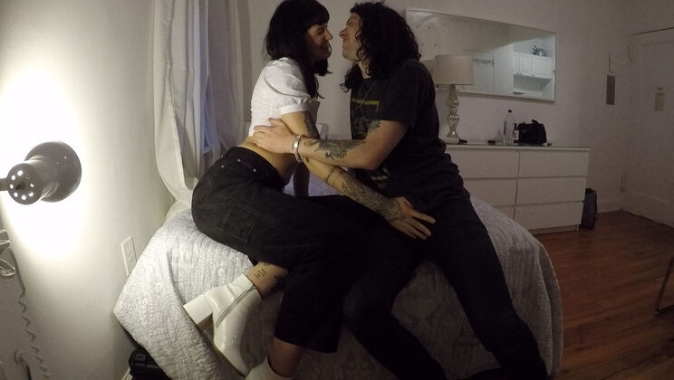 New York City Seduces Allie
