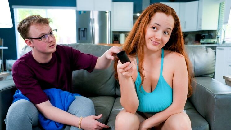 Red Eviee Gets Facial From Step Brother Jimmy