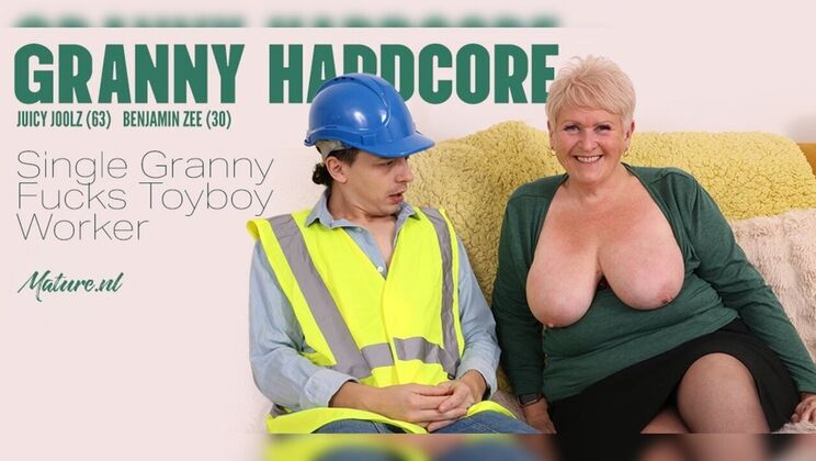 Natural Tits Granny Juicy Joolz Spreads Wet Pussy for Worker