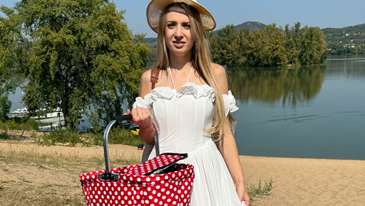 Outdoor Picnic Sex With Stunning Blonde Adriana Sweet Ends in Cumshot