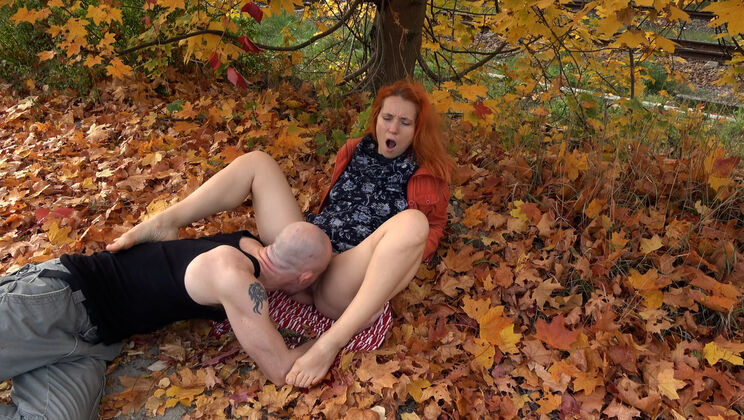 Leo Licks Simona's Shaved Pussy Outdoors in Fall