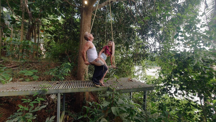 River Swing Anal Sex in the Open